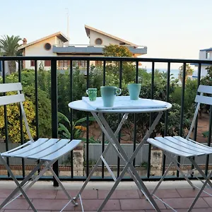 la-ro-tonda-apartment.sicilyhotelsitaly.net/